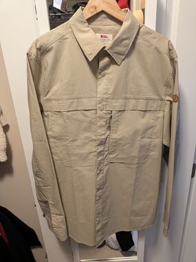 NWT Fjällräven Abisko Trail Shirt Long Sleeve Mens XL Fossil Relaxed Fit
